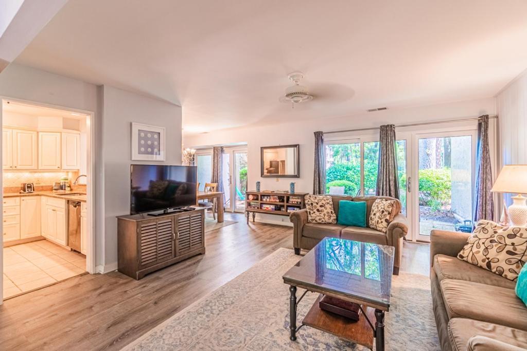 Villa Pet Friendly! 503 Plantation Club Walk To Pool Sleeps 6 Sea Pines Hilton Head Island Exterior foto