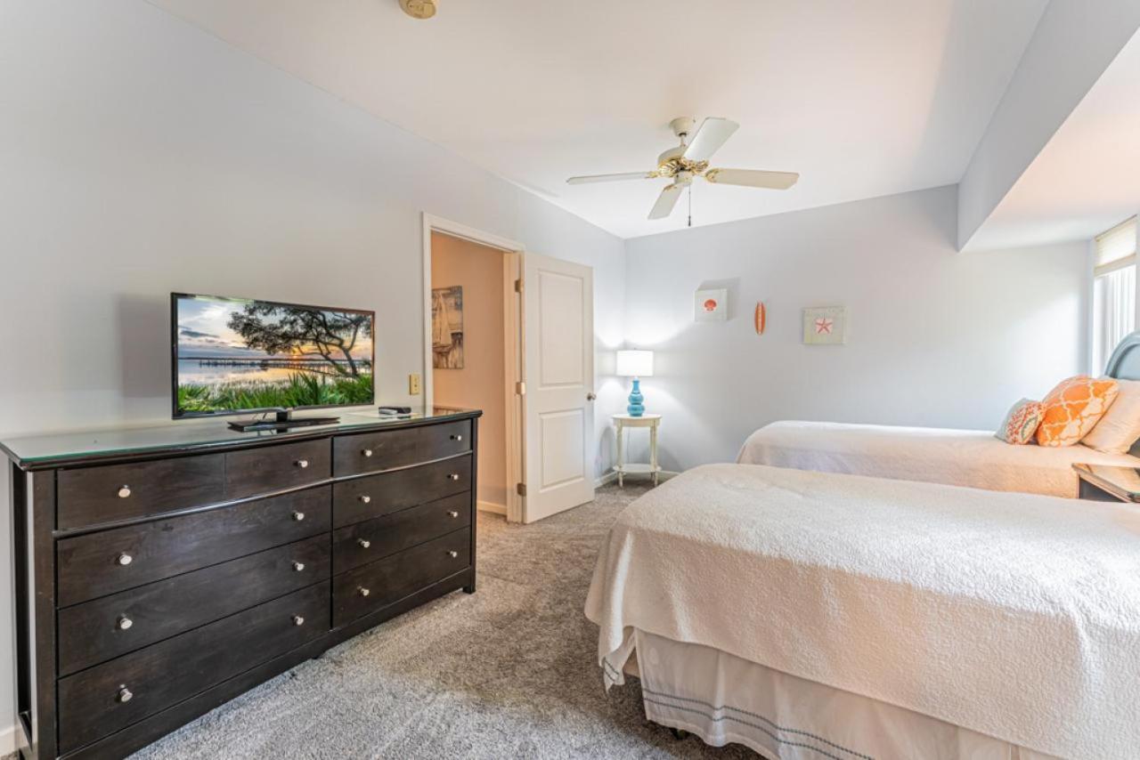 Villa Pet Friendly! 503 Plantation Club Walk To Pool Sleeps 6 Sea Pines Hilton Head Island Exterior foto